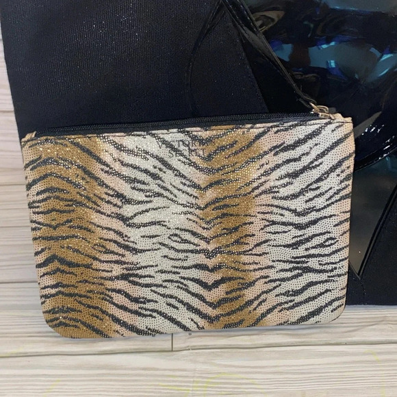 Victoria’s Secret tote - Picture 5 of 6